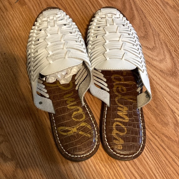 Sam Edelman Slip On Shoes - Picture 5 of 9